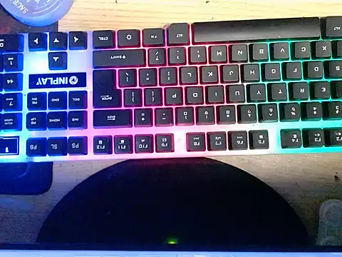 AsianGoddess18 webcam