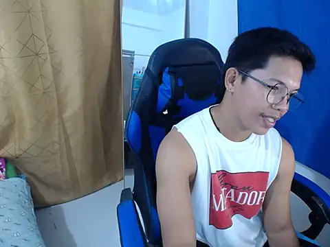 holly_oreo webcam