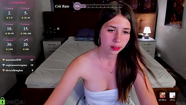 Elly_B1oom webcam