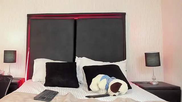 LiaAndAustin webcam