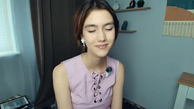 TreasaLuebbe webcam