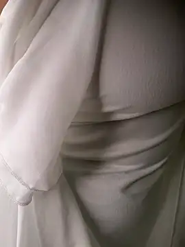 salomecute21 (F young) - masturbacion de tetas
