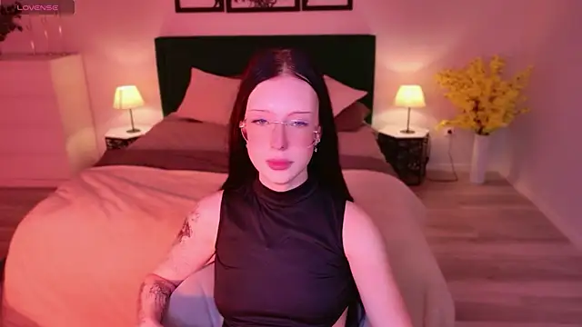alexisbliss - AlexisBliss's free webcam - UK Sex Cams