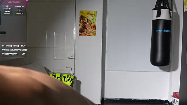 horny_nick19 (M twink) - CUM BIG MAREMOTO