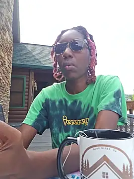 oliviaprettypussy webcam
