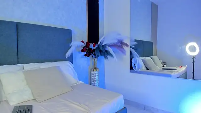 Roxxyfiore webcam