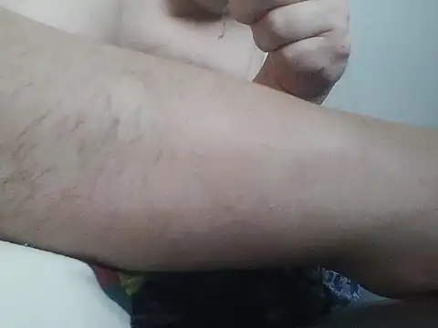lickthehottie live cam on StripChat