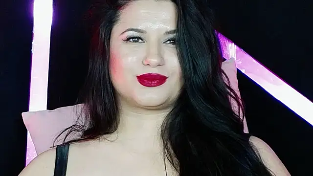 EssenaMonroe webcam