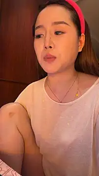 momoli60 webcam
