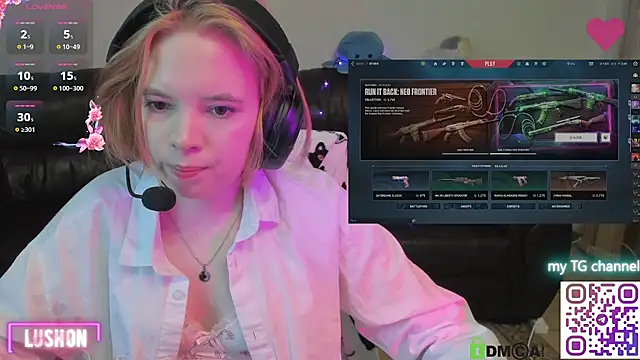 LinneaChan webcam