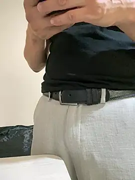 goldenboy_7777 webcam
