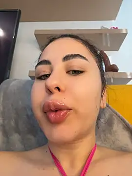 DaianaKimberly webcam