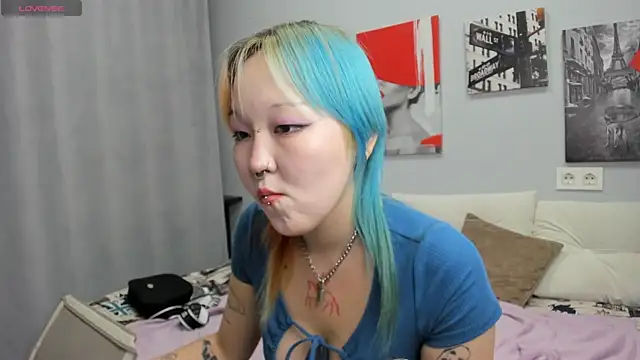 Cute__Kiko webcam
