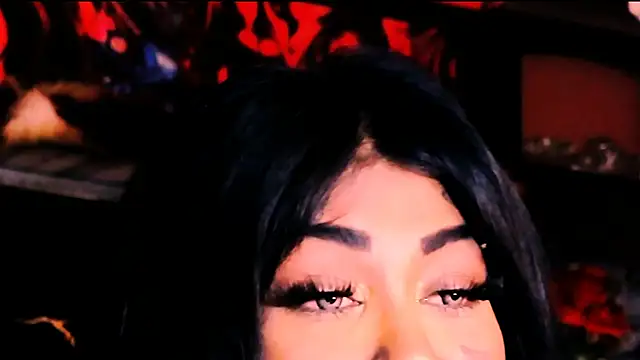 indian_dreamgirl webcam