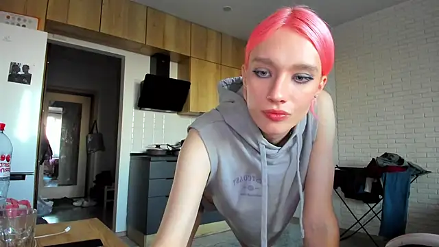_Alice_Kitty Live Webcam on Stripchat
