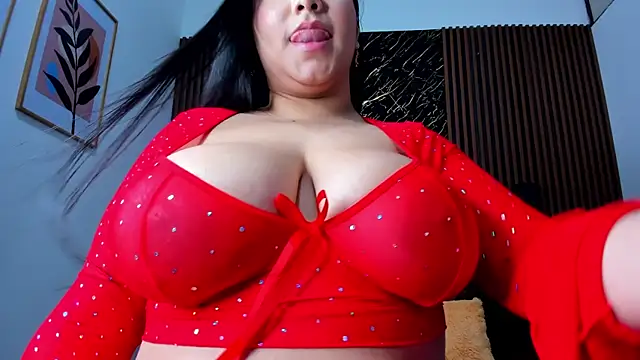 Emy_topless webcam