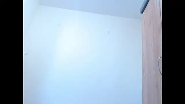 zaphiro_skye webcam