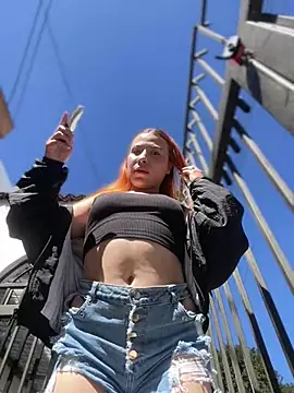 Lindsay_Arygame webcam