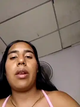 alice_xoxo_ webcam