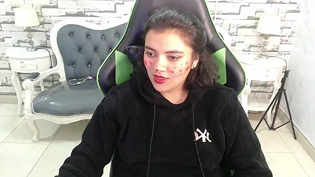 amalia_a webcam