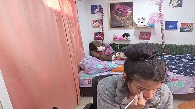 thianahorny webcam