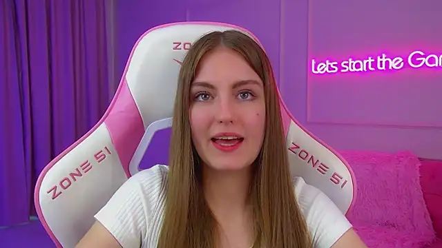 SofiaSarvains webcam