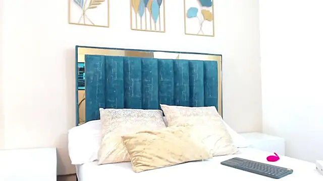 MilaaAdams