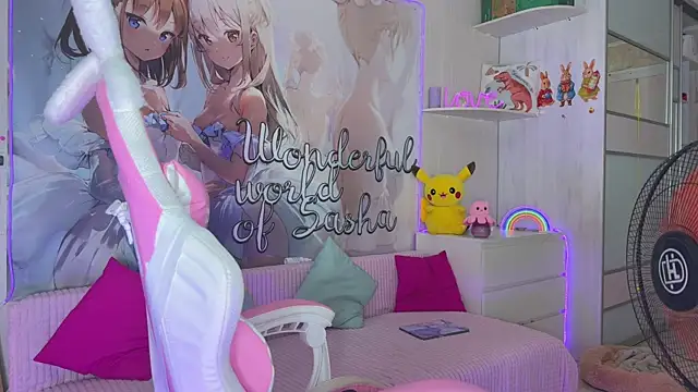 CheekySashaCharm webcam