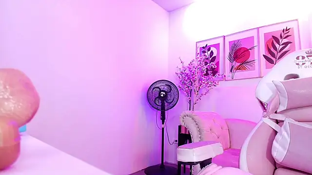 Maddie_T18 webcam