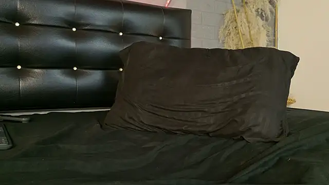 Lia_James_ webcam