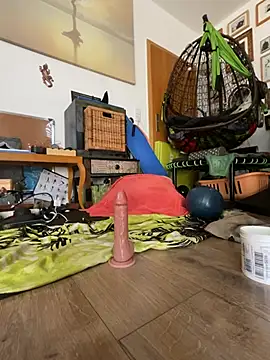 Yogirebell webcam