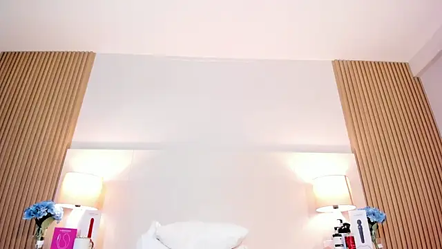 MiaaRouge webcam
