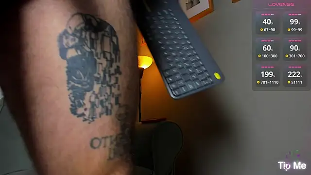 Ackerman_Eren_ webcam