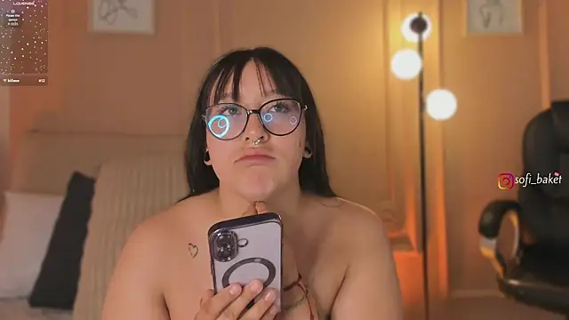 sofi_bakerr webcam