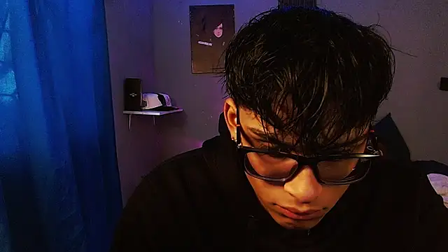 Mr_yisuzz webcam