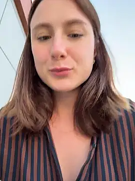 Dina_Tease
