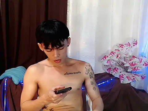 urhunky_boy webcam
