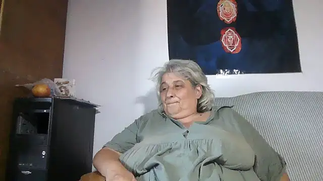 ExquisiteMature webcam