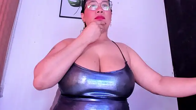 alondrabigtits webcam