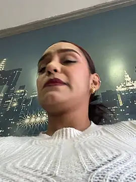Sara-77 webcam
