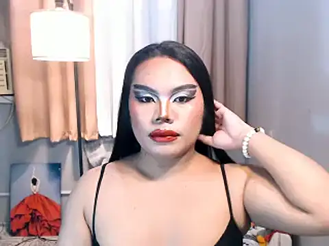 TSbrianaHugeCock live sex cam