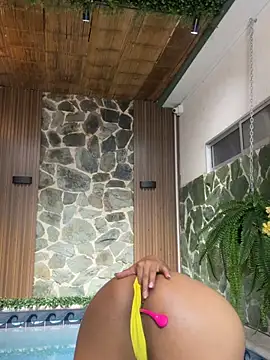 AnitaMore_ webcam