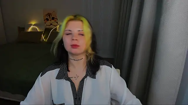 AliceSpencery webcam