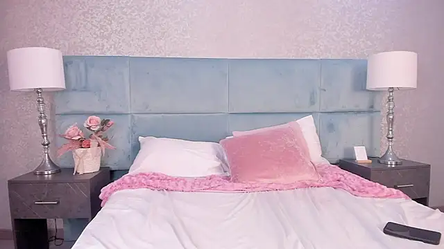 Mila_Spice webcam
