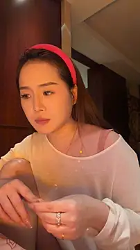 momoli60 webcam
