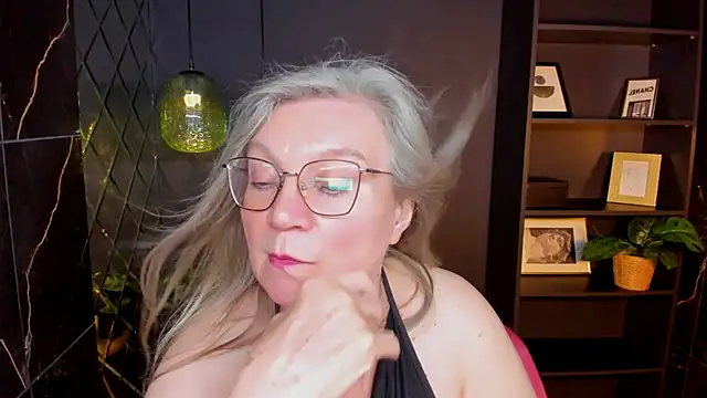 NataliMellow webcam
