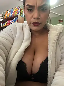 Sara-77 webcam