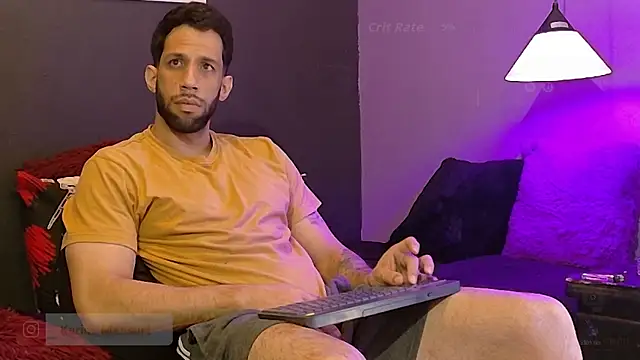 Karim_mansur webcam