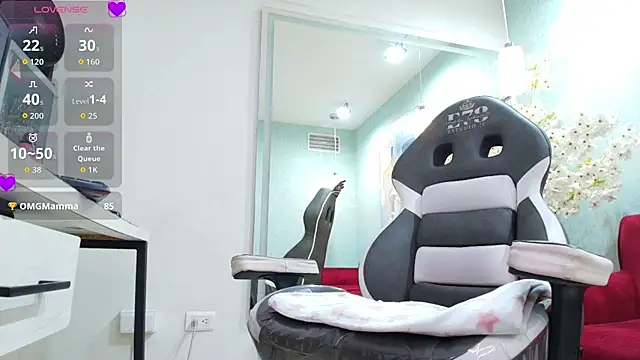 Alicia_shadow webcam