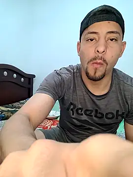 Cris_LaCobra_ webcam